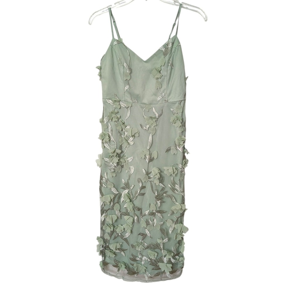 Lulus Adoration Sage Green 3D Floral Embroidered Midi Dress Size Small NWT - Picture 4 of 10